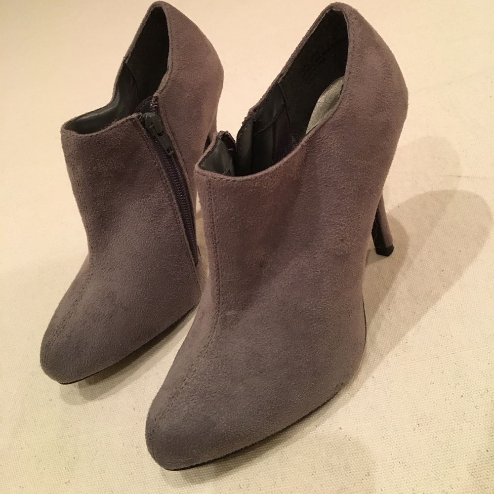 Vegan Suede Grey Booties