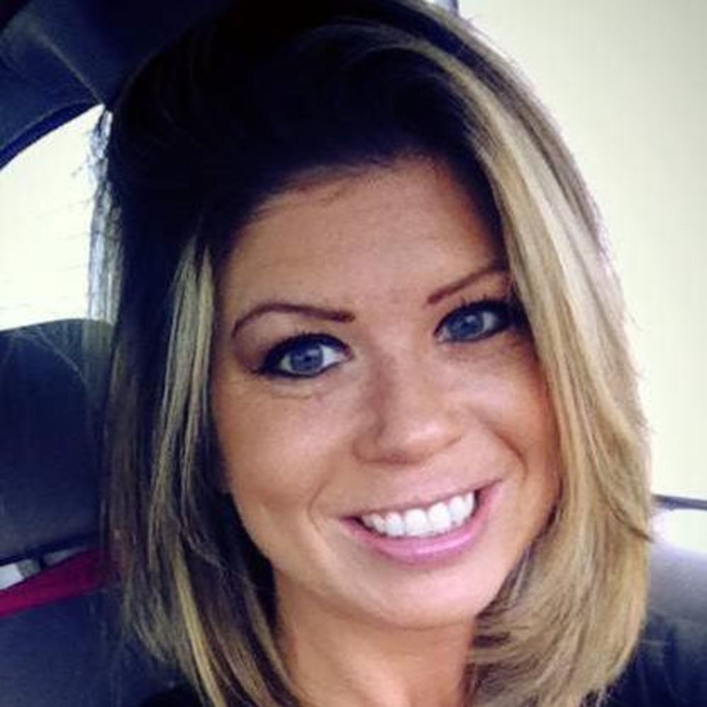 Meet your Posher, Holly