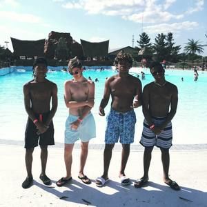 Meet your Posher, Sam