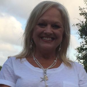 Meet your Posher, Saronda