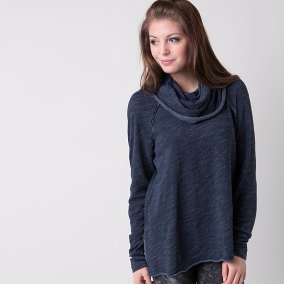Free People Tops - Free People Beach Cocoon Cowl Pullover Top