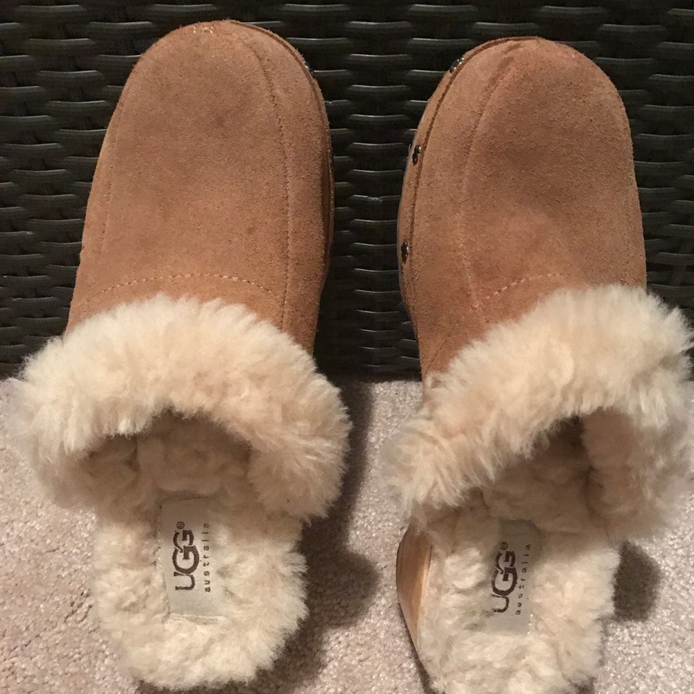 Women UGG Australia mules / slides clog shoes