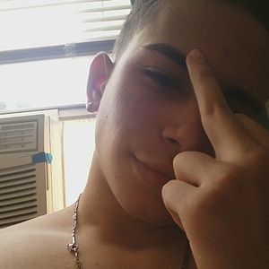 Meet your Posher, Gael