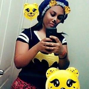 Meet your Posher, Savannah