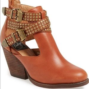 SALE!! Vintage Jeffrey Campbell Booties