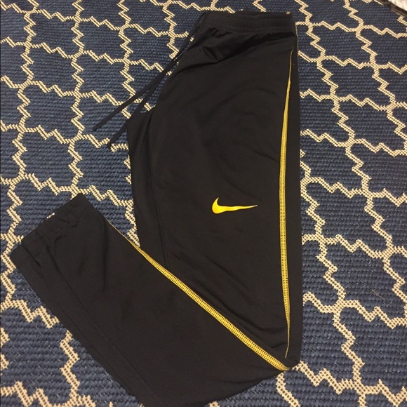 Nike Pants - Women's running tights