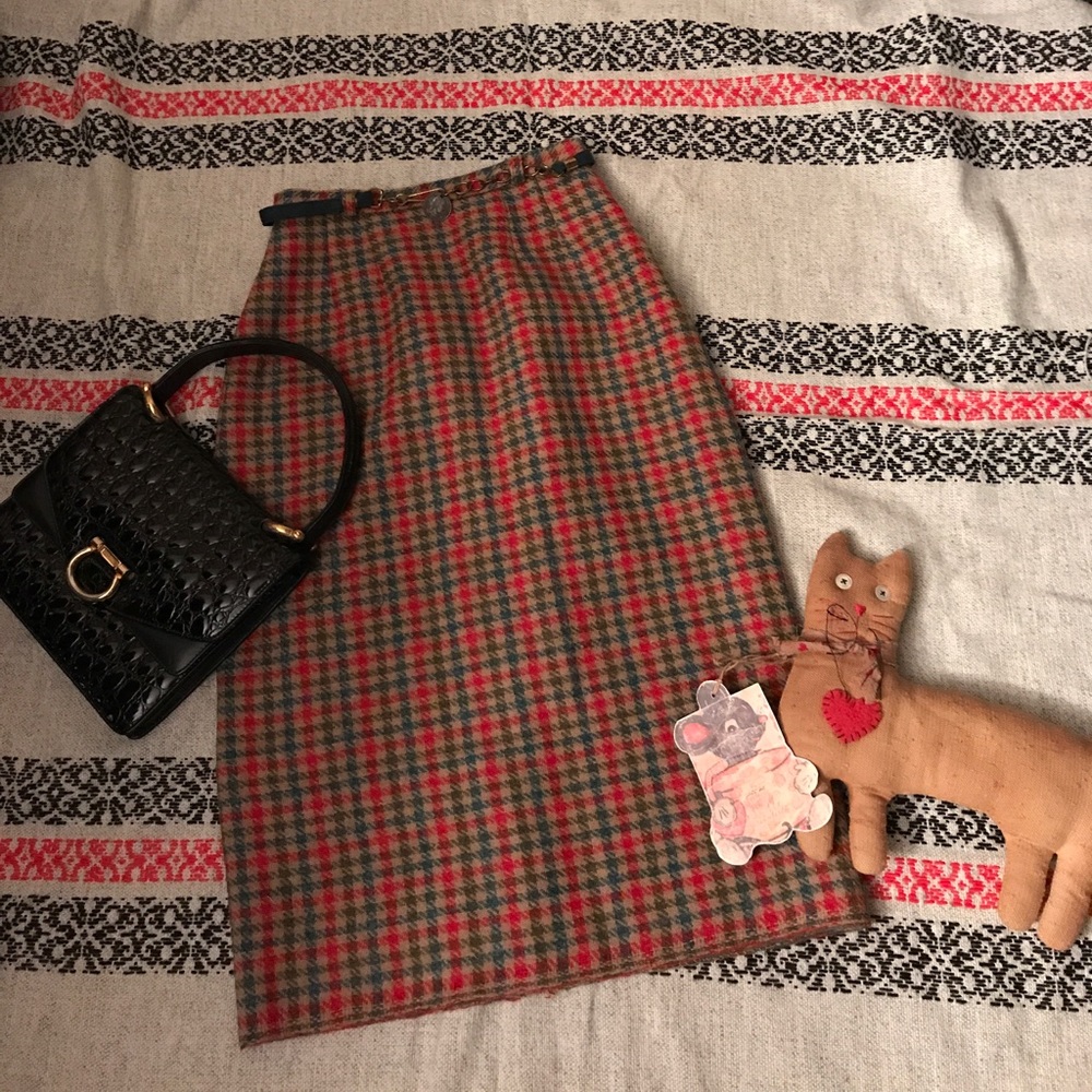 Vintage miss Pat plaid wool skirt xs green red