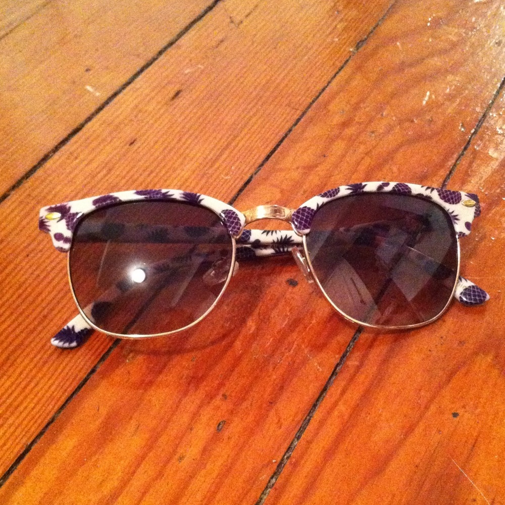 Purple Pineapple Sunglasses