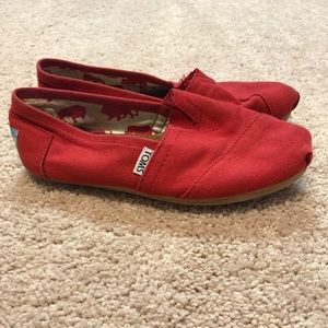 Red Toms