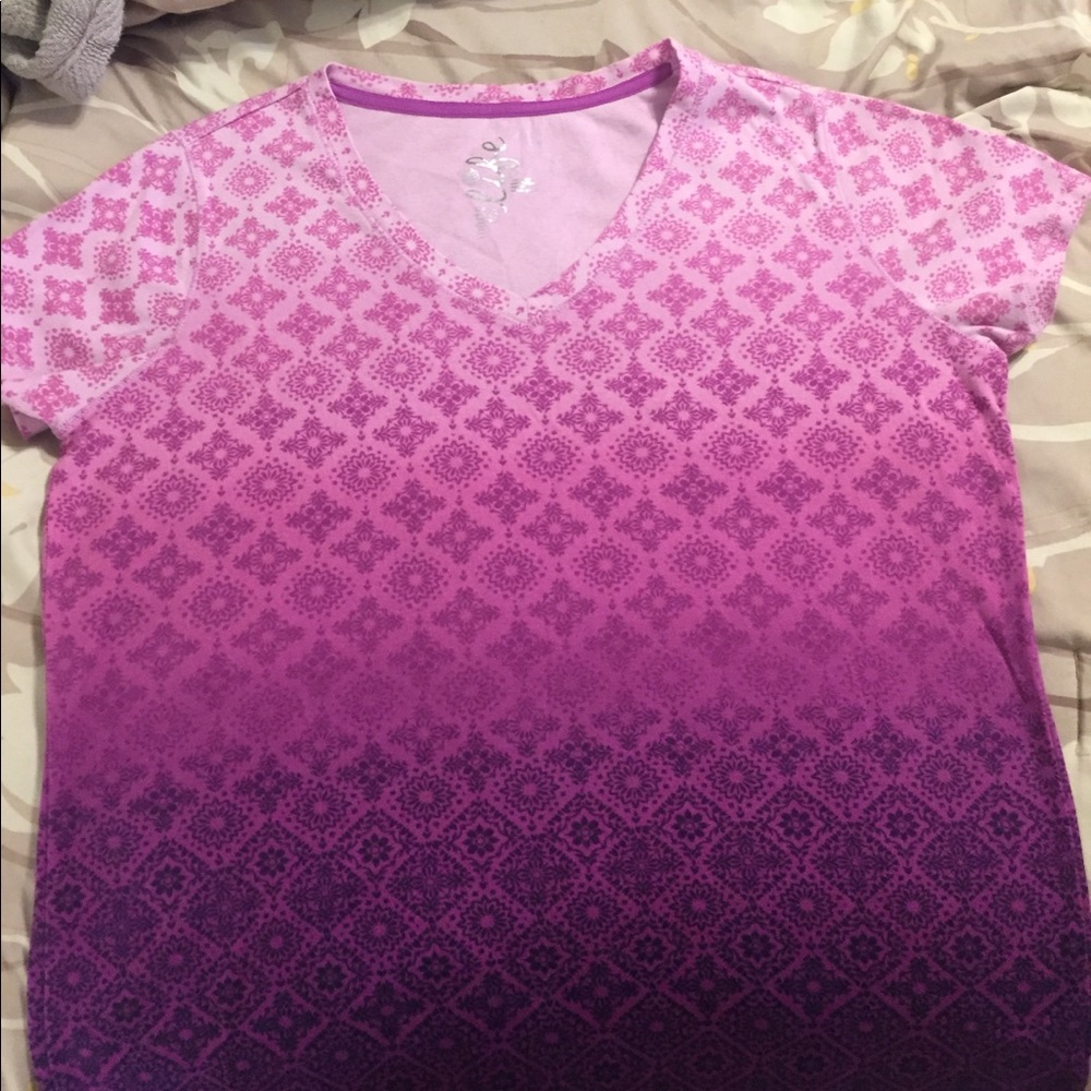 Made for Life ombré t-shirt EUC