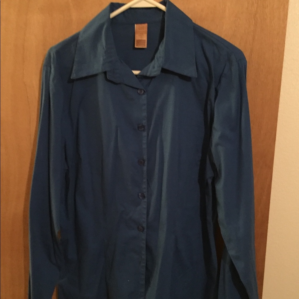 Blue blouse, tall