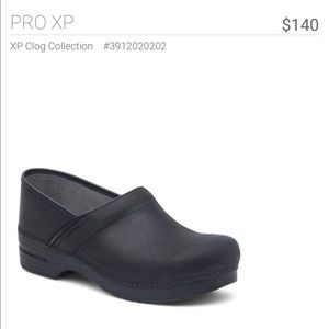 Black Antique Oiled Danskos XP!!! Worn once!