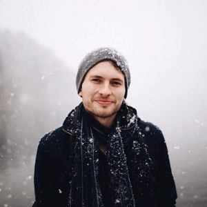 Meet your Posher, Devin