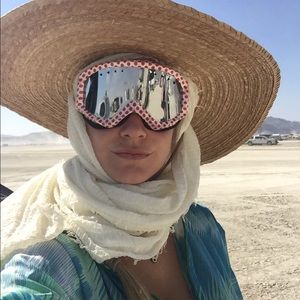 Meet your Posher, Ann