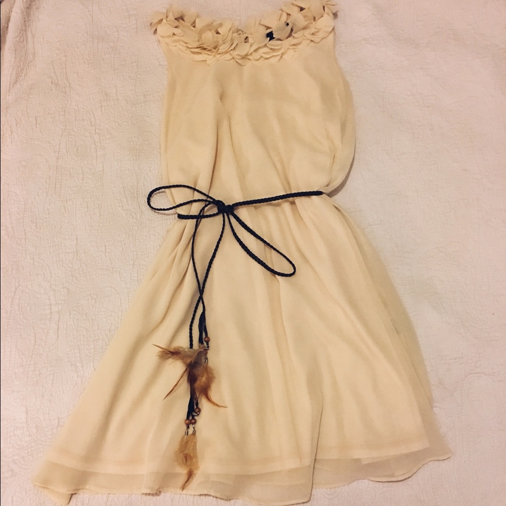 dress with feather belt