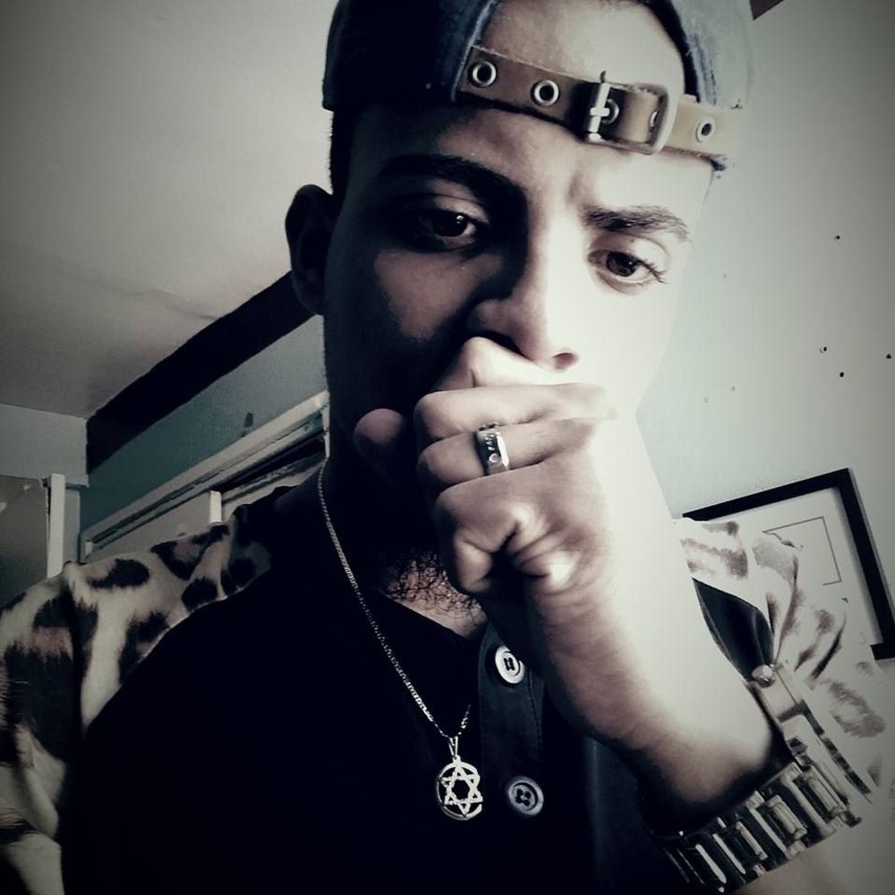 Meet your Posher, Yaeel