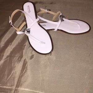 Michael Kors Flat Charm sandals
