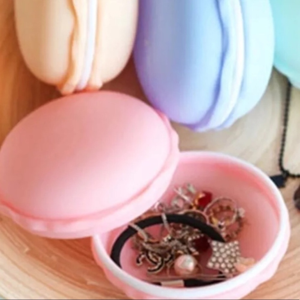 Macaroon Cases - Picture 2 of 4