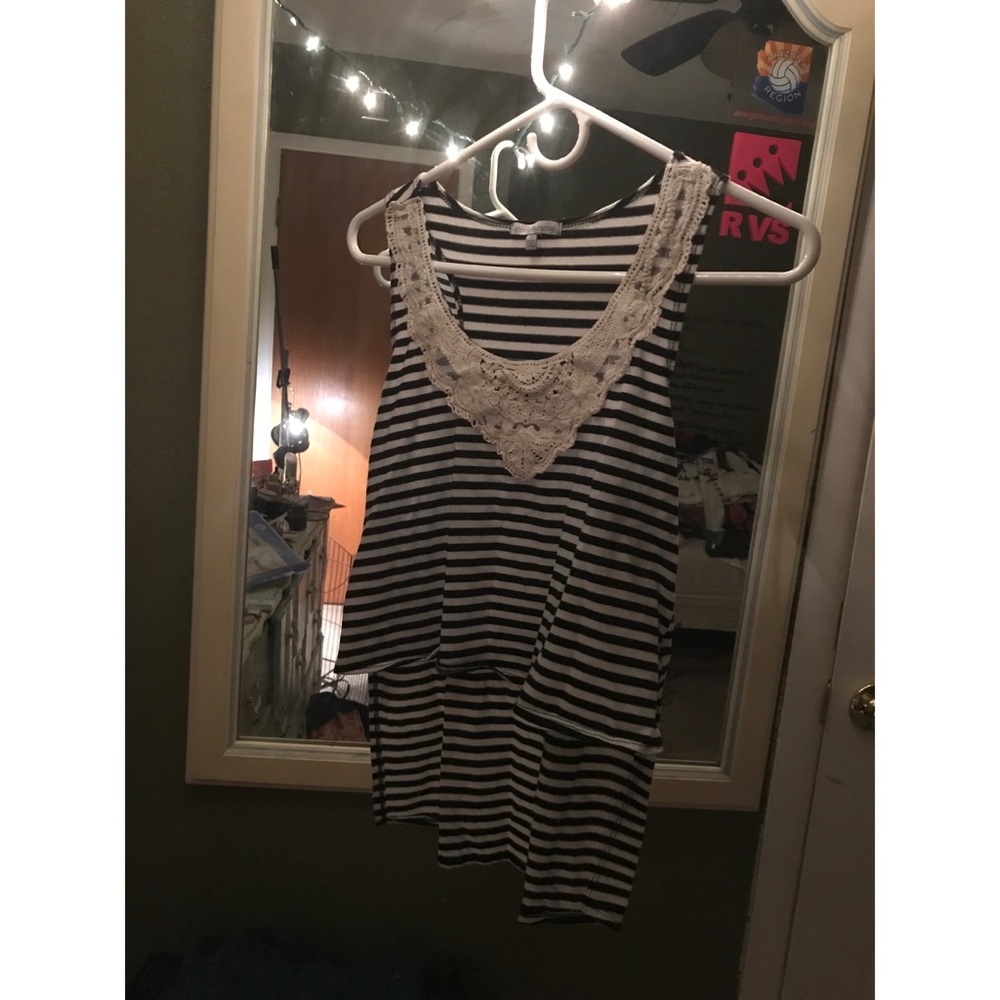 Lace V-Neck waterfall tank top