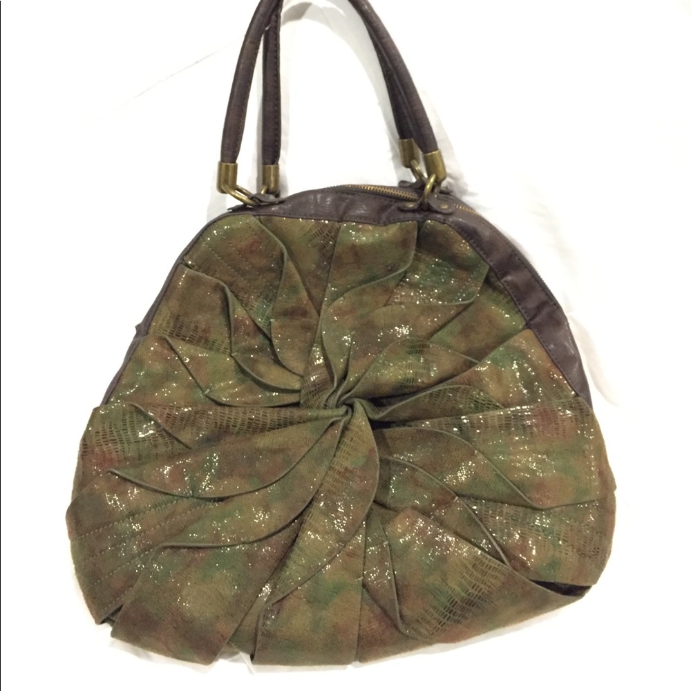 Jessica Simpson handbag