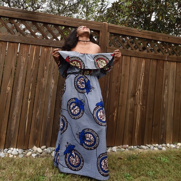 ❌SOLD❌ African Print Women’s Off ShoulderDress - Picture 2 of 7