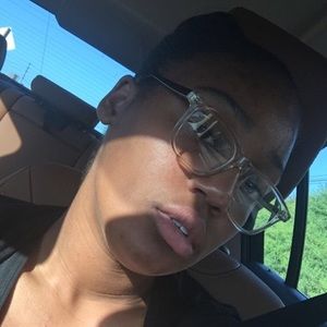 Meet your Posher, Jada