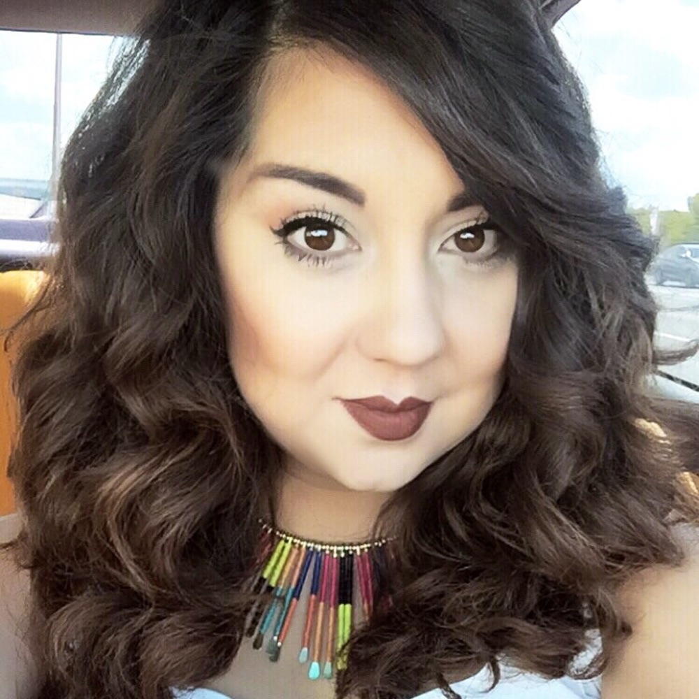 Meet your Posher, Arielle