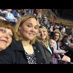 Meet your Posher, Linda