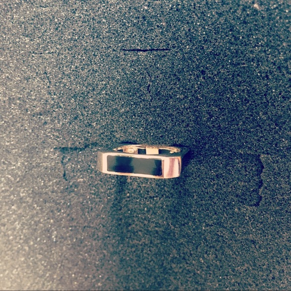 Ring - Picture 3 of 5