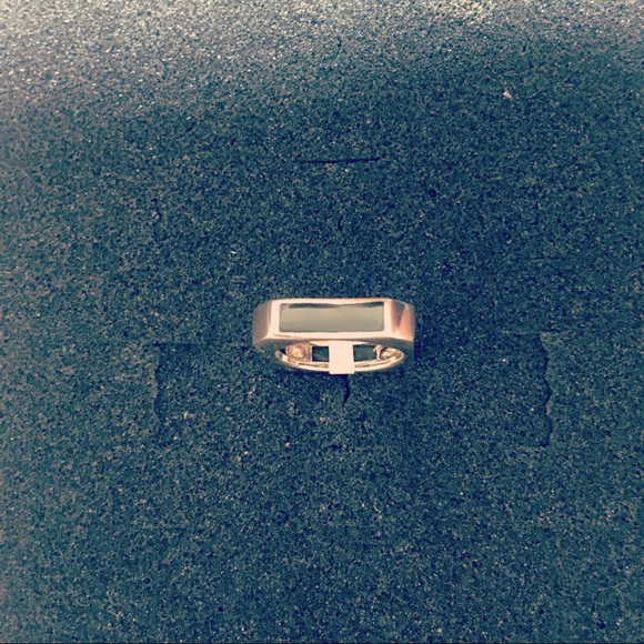 Ring - Picture 5 of 5