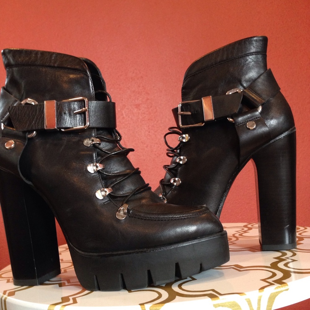 Zara Leather Lace up Boots