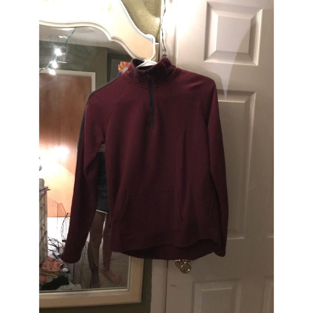 Maroon long sleeve pullover