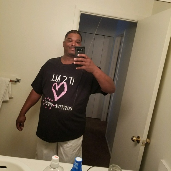 Meet your Posher, Keon - Picture 1 of 1