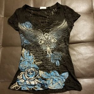 🔴3 for $15 SALE. Graffic lace tee