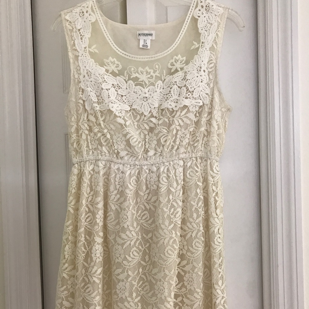 Maternity lace top