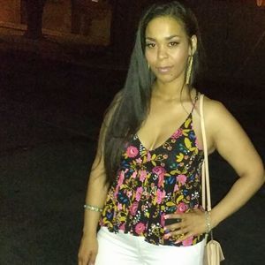 Meet your Posher, Robiah