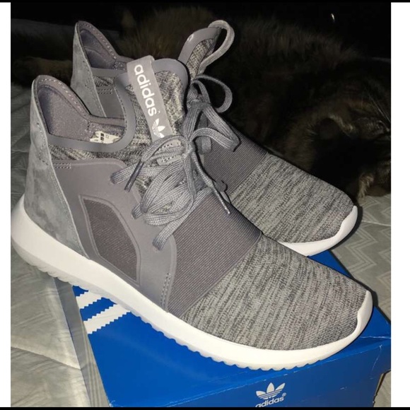 adidas Shoes - Adidas TUBULAR DEFIANT