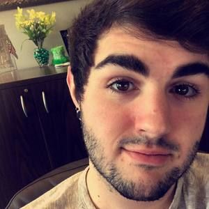 Meet your Posher, Justin