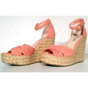STEVE MADDEN Pink Wedge Sandals Heels Size 7.5