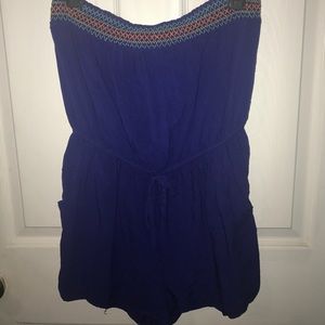 Vibrant blue strapless jumper