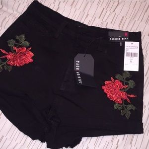 Back high rise shorts.