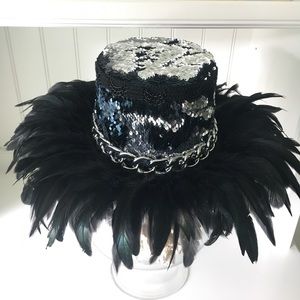 Twilight Feather Queen Top Hat Twilight Feather Queen Top Hat