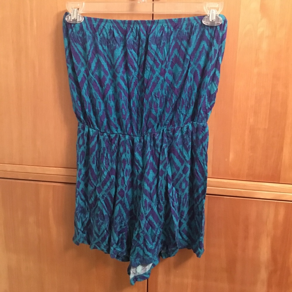 Strapless Patterned Romper