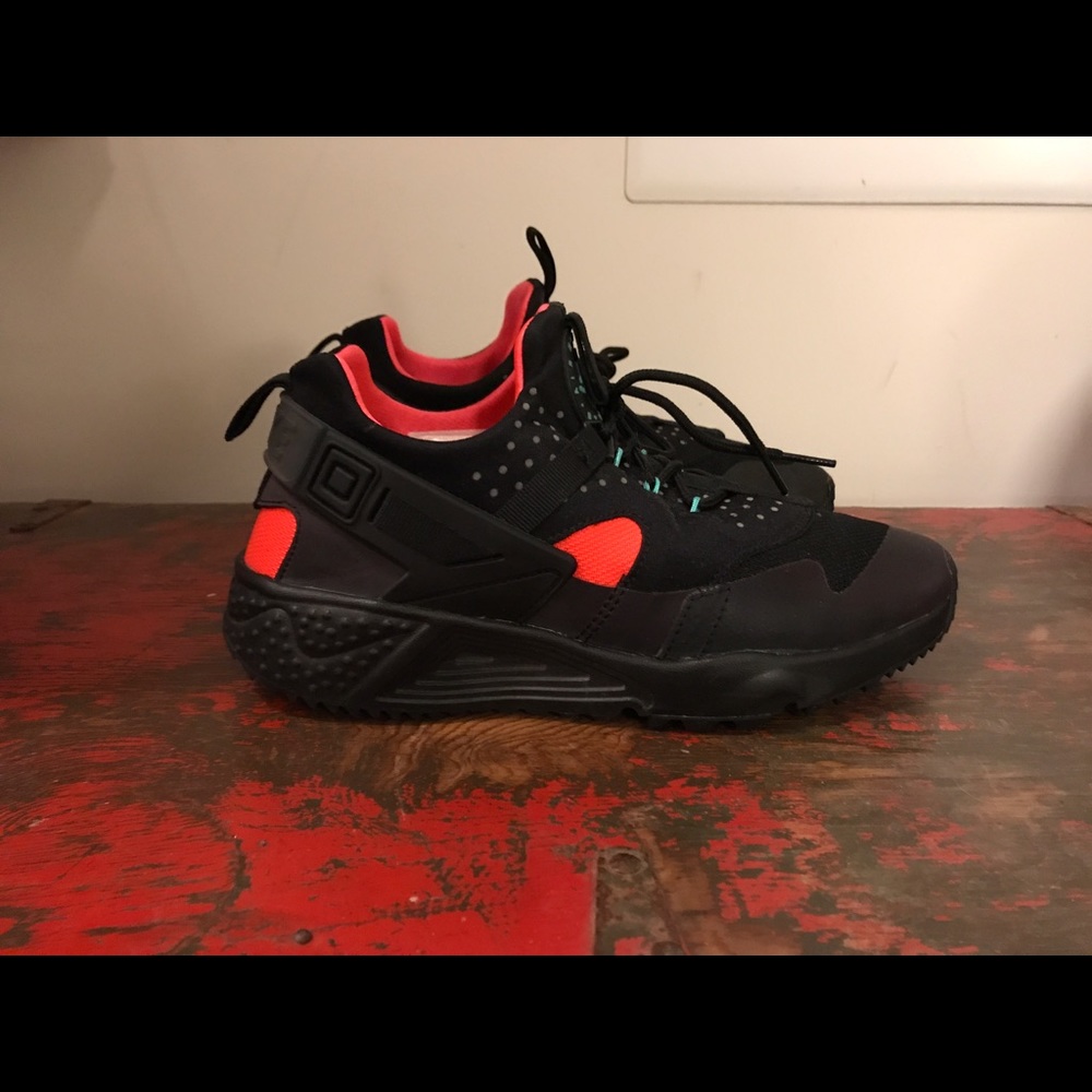 Nike Hurrache's• men's size 7