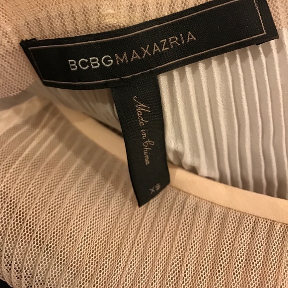 BCBGMaxAzria / Alicia Pleated high low dress - Picture 4 of 4