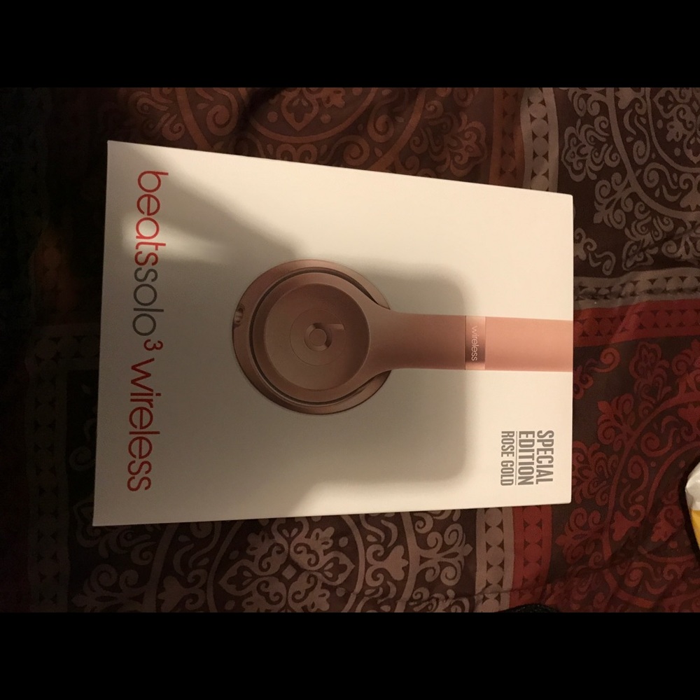 Beats Solo 3 Wireless Headphones