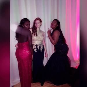 Meet your Posher, Mimi