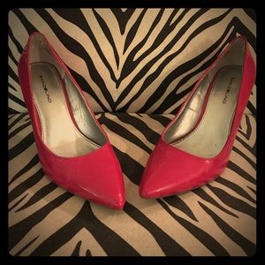 Hot pink pumps