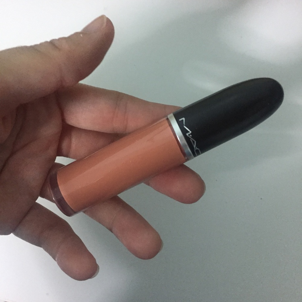 Mac Bullet matte liquid lipcolour lipstick
