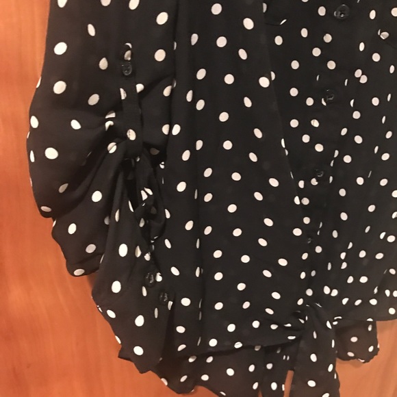 ❗️SOLD❗️Candies for Kohl's Polka Dot Tie Front Top - Picture 3 of 5